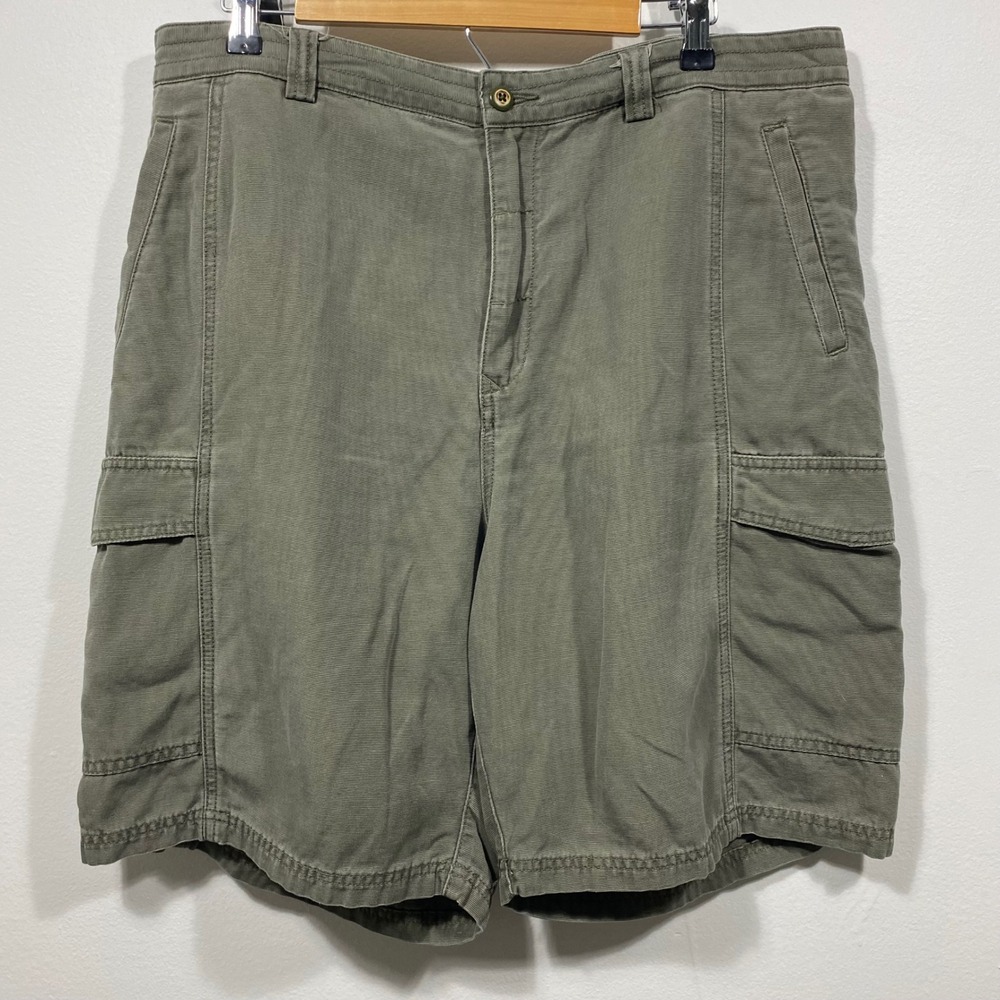 Tommy Bahama RELAX Men's Olive Green Soft Cargo Shorts Casual Outdoor Size‎ 38